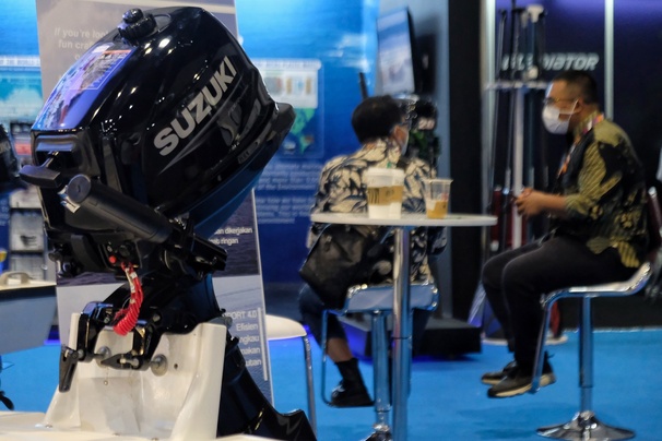 Suzuki Marine tampilkan produk-produk mesin tempel kapal atau outboard motor di IIMS 2022. 